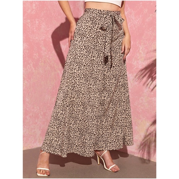 Plus Khaki tan Leopard Print Wide Leg Palazzo Pants - Picture 4 of 6